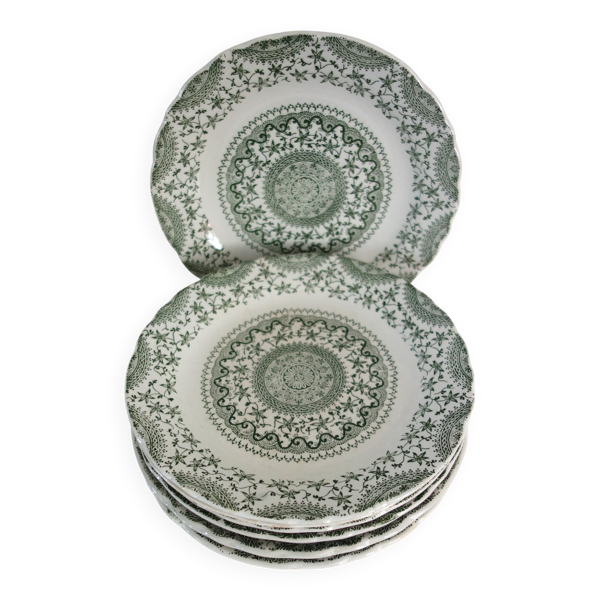 8 assiettes à dessert en terre de fer ''Earthenware