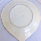 Green dabded leaf dish