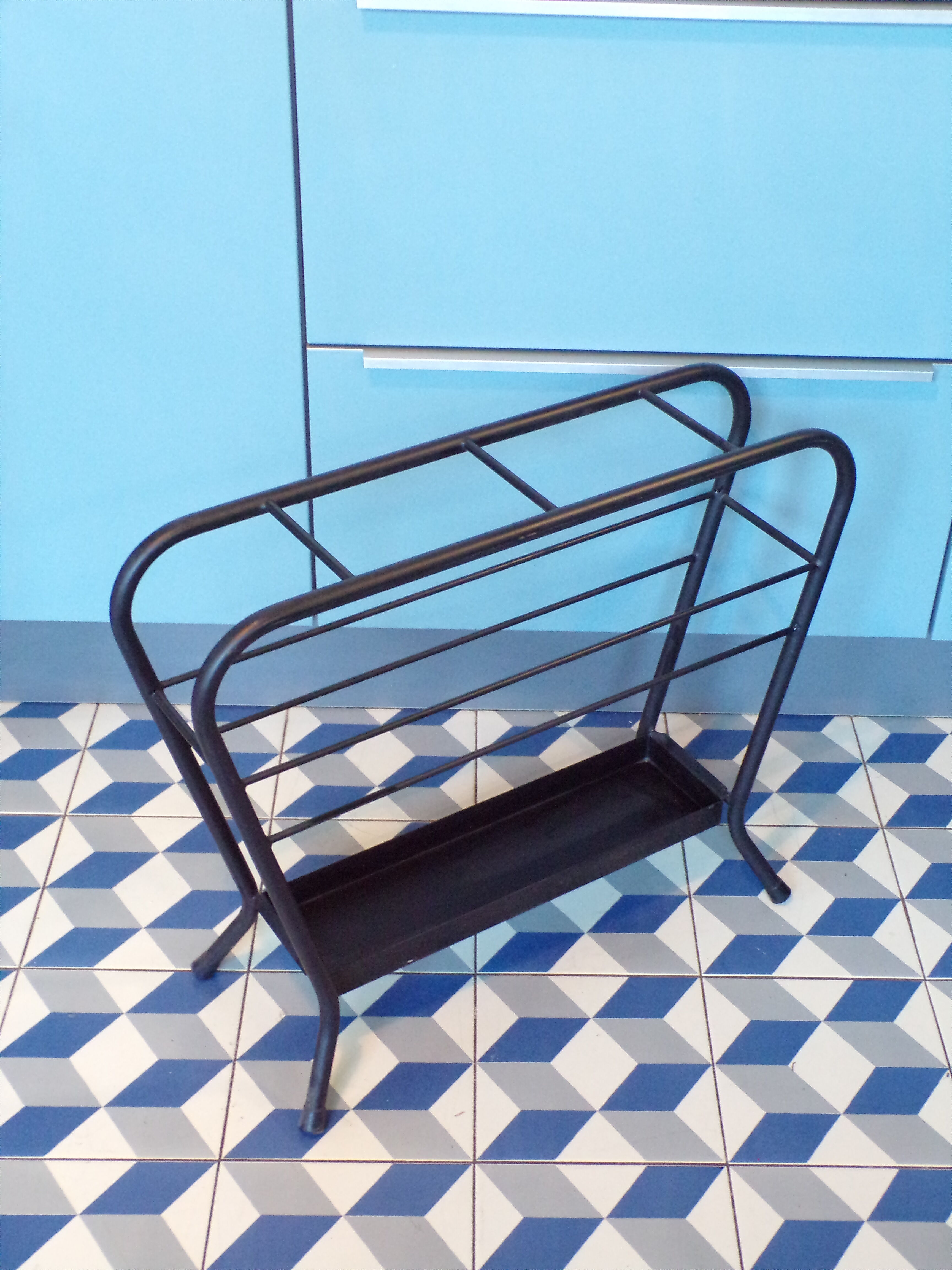 Vintage umbrella holder