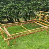 Rattan bed