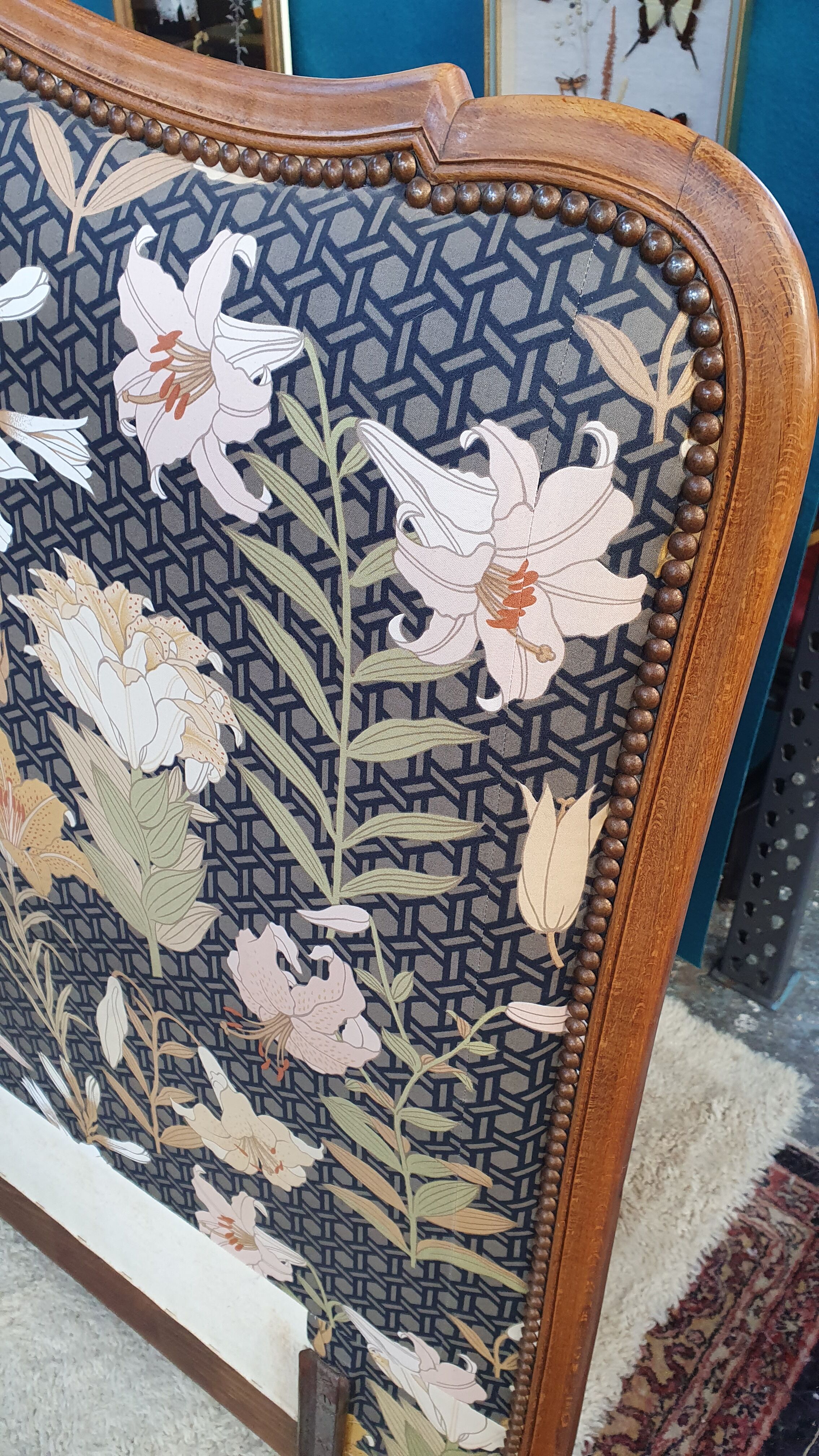 Upholstered headboard year 60