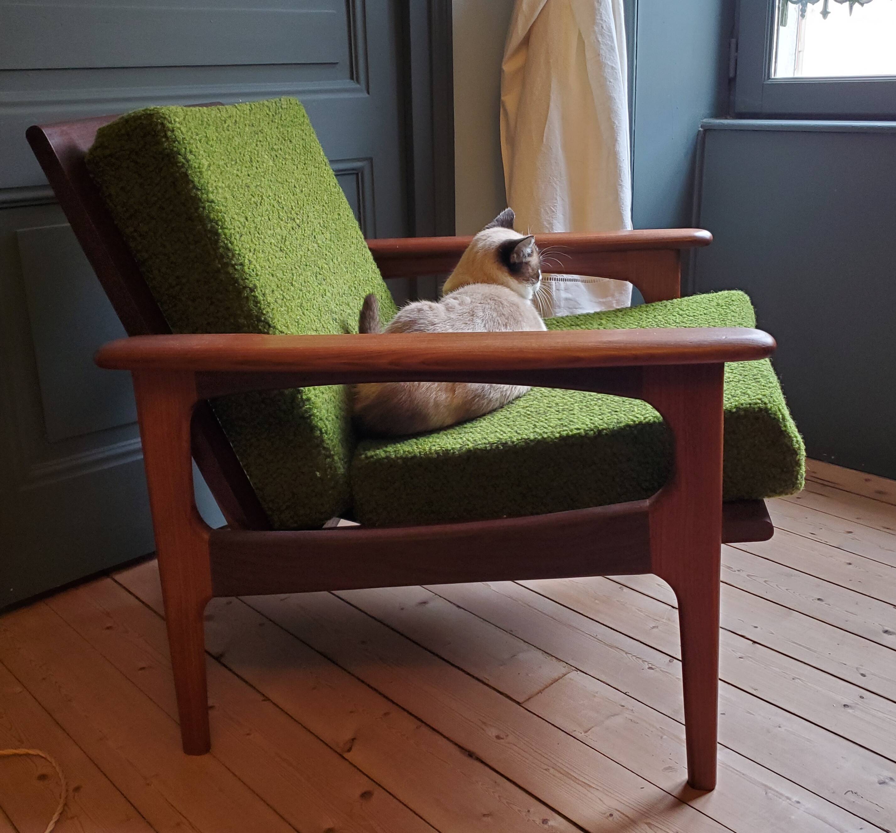 60's scandinavian teak chair