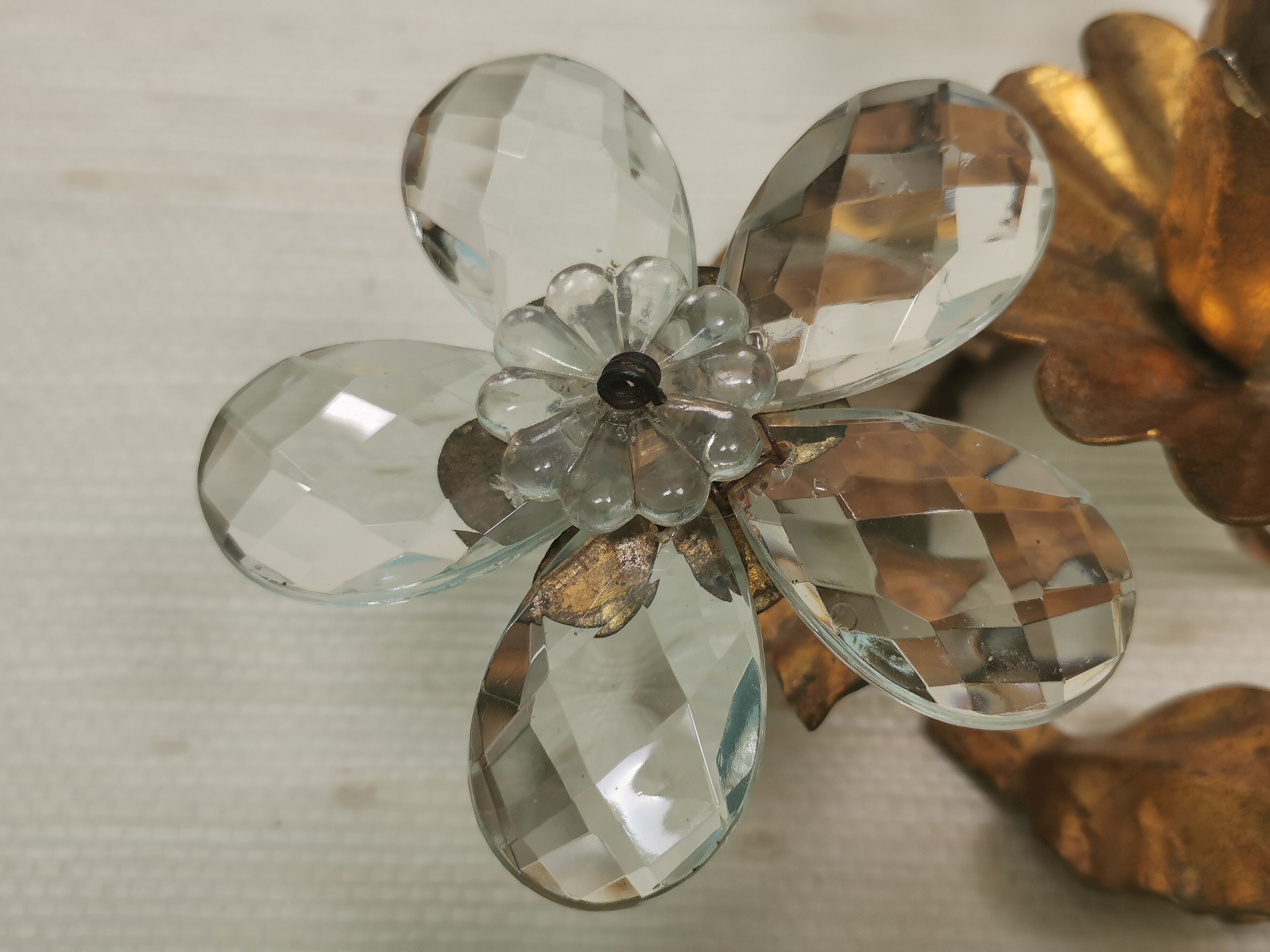 Candle holder gold metal and glass
