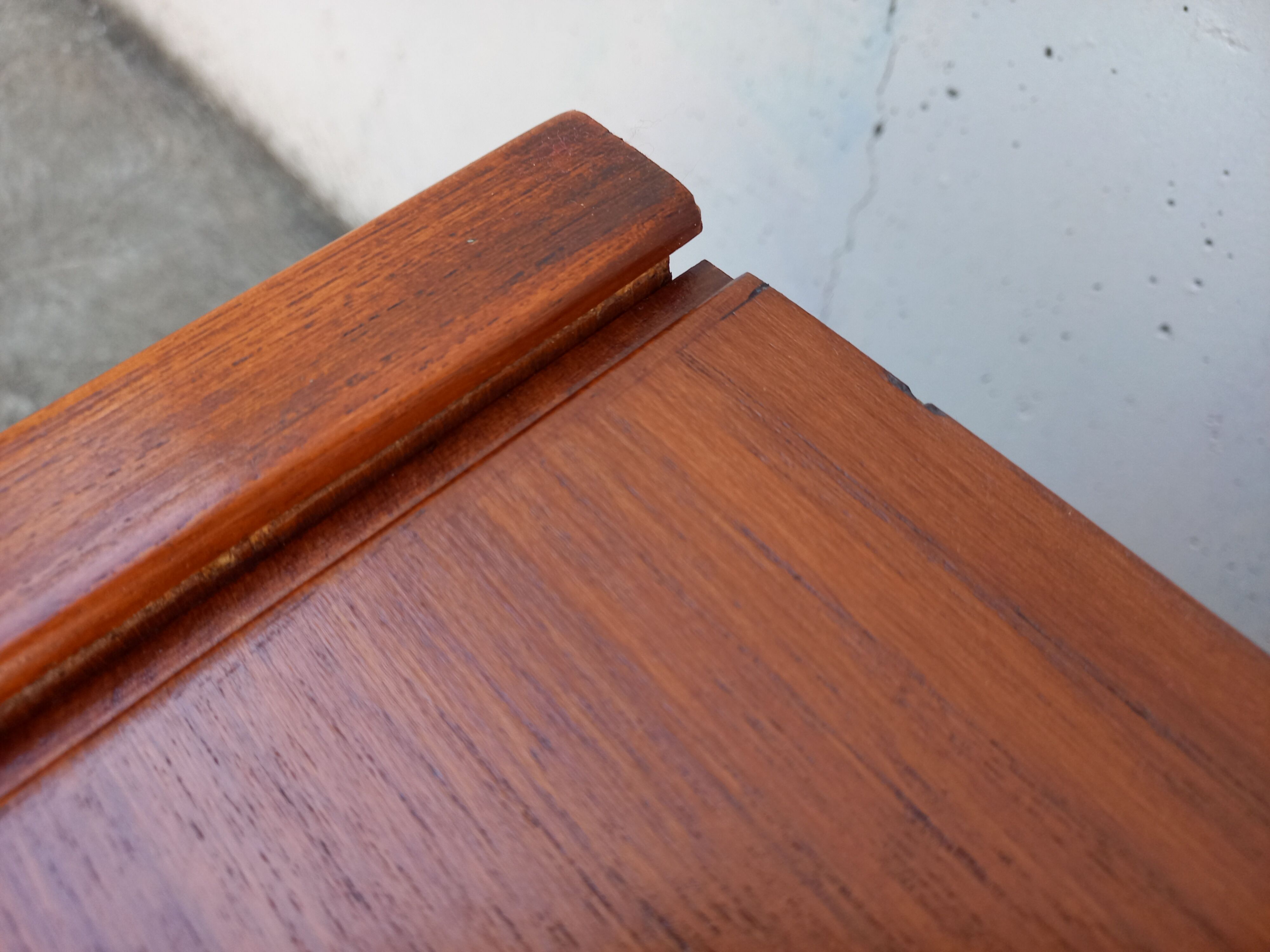 Scandinavian chest of drawers