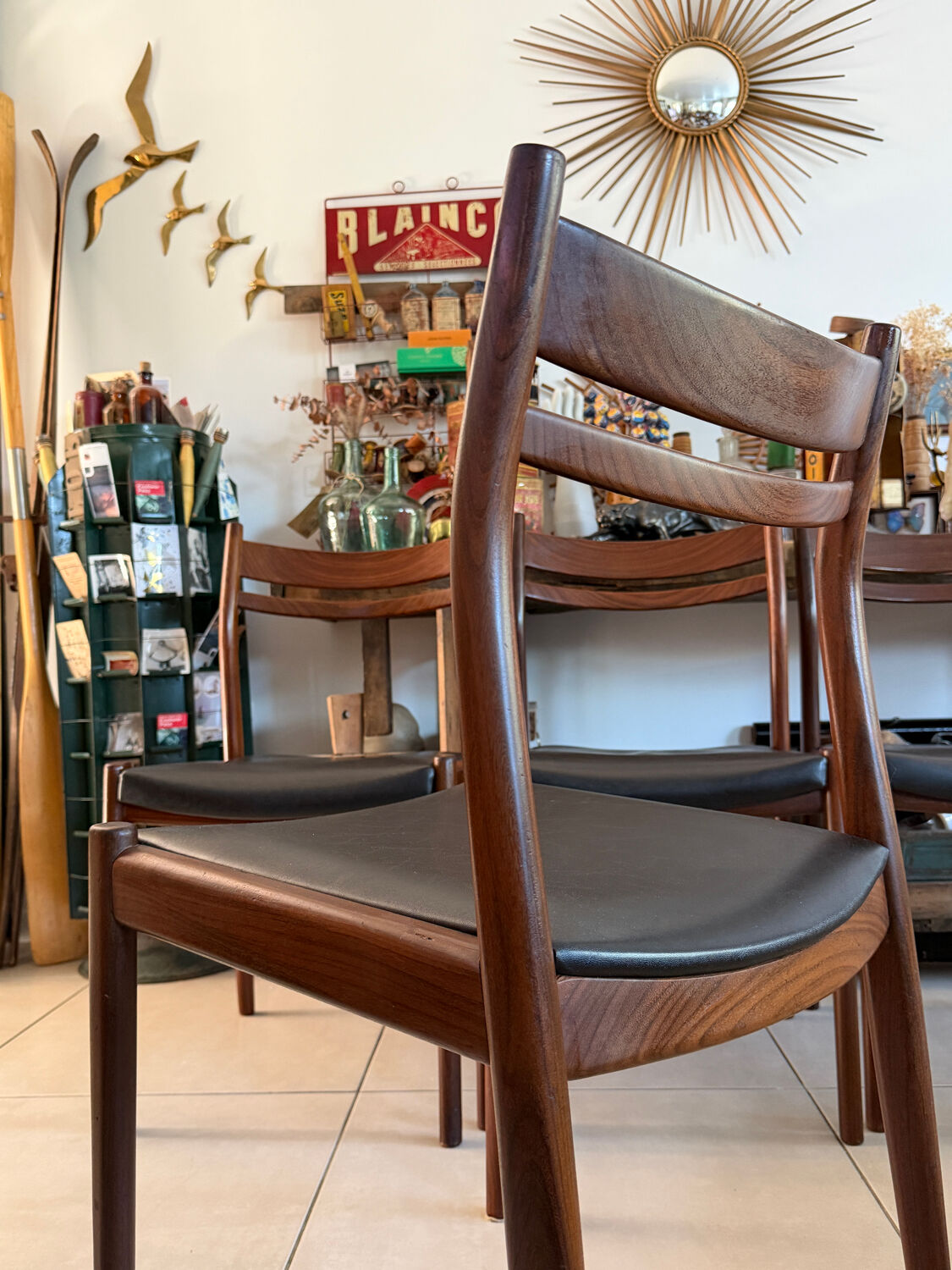 Set of 4 Mid-Century chairs – Gessef (Italy)