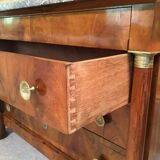 Empire dresser