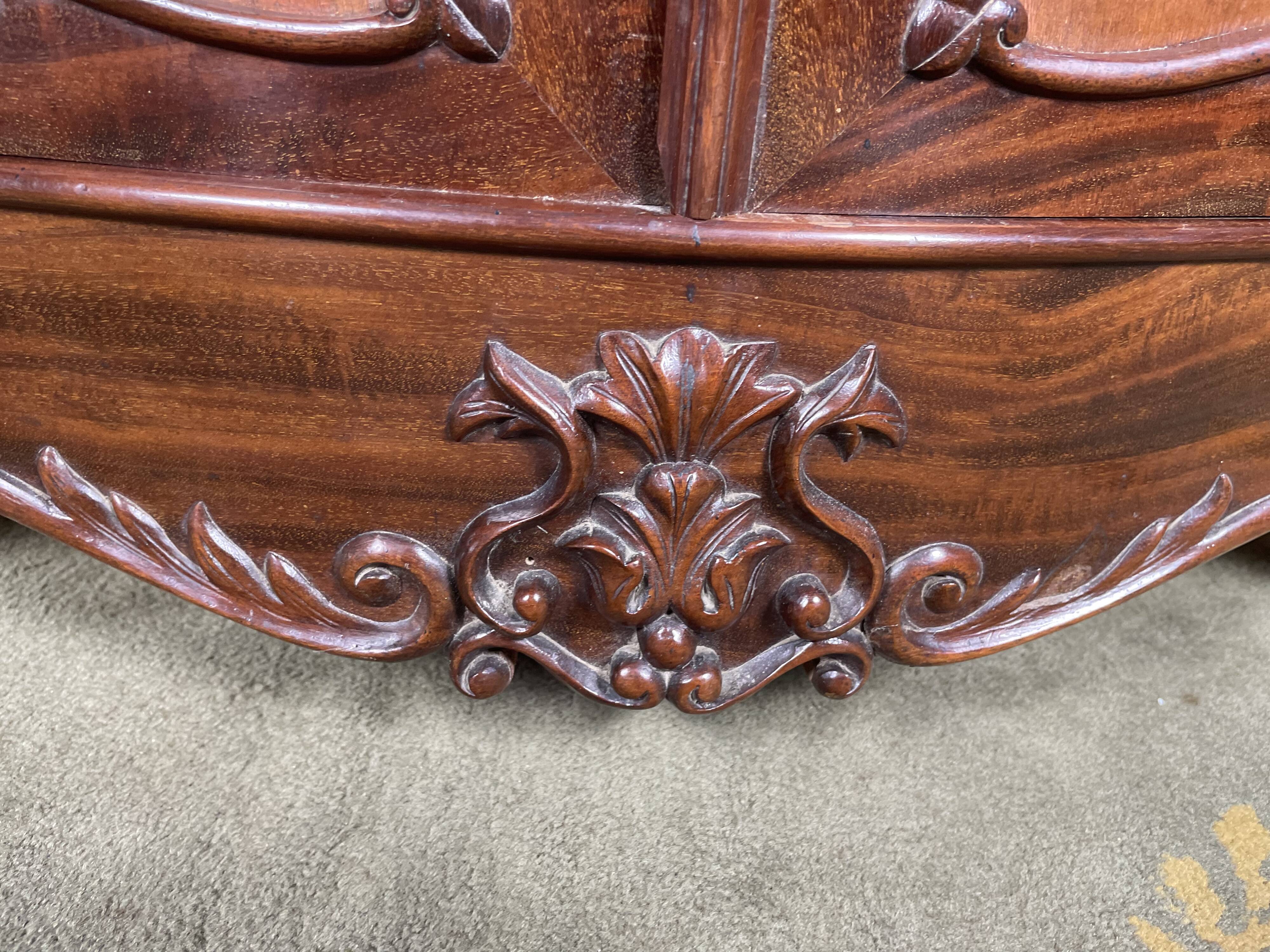Napoleon III mahogany support cabinet
