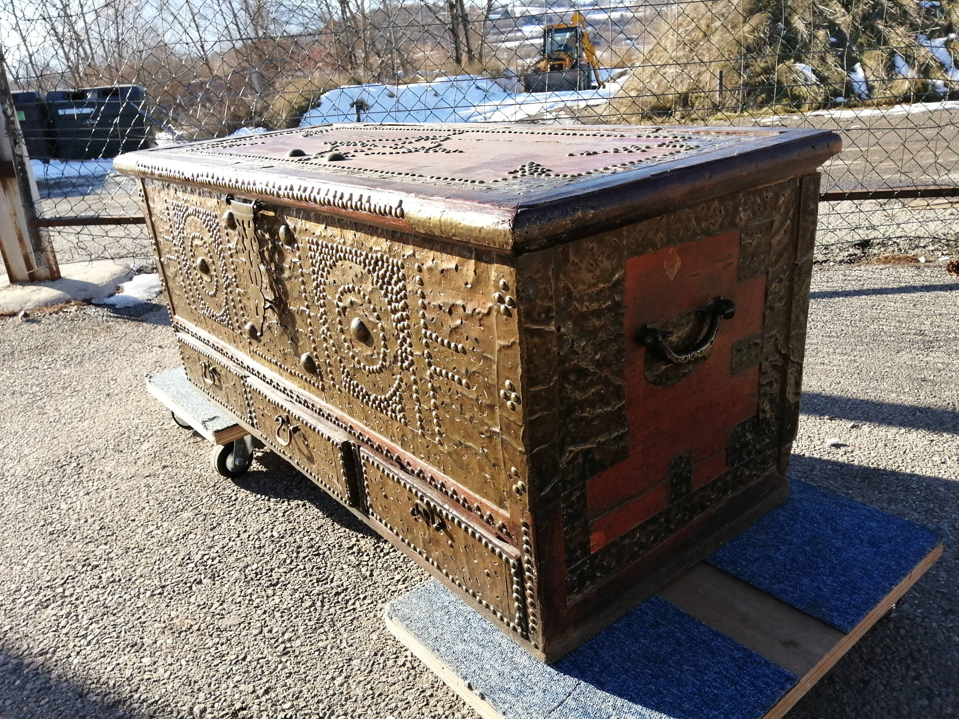 Oriental wedding chest in solid wood