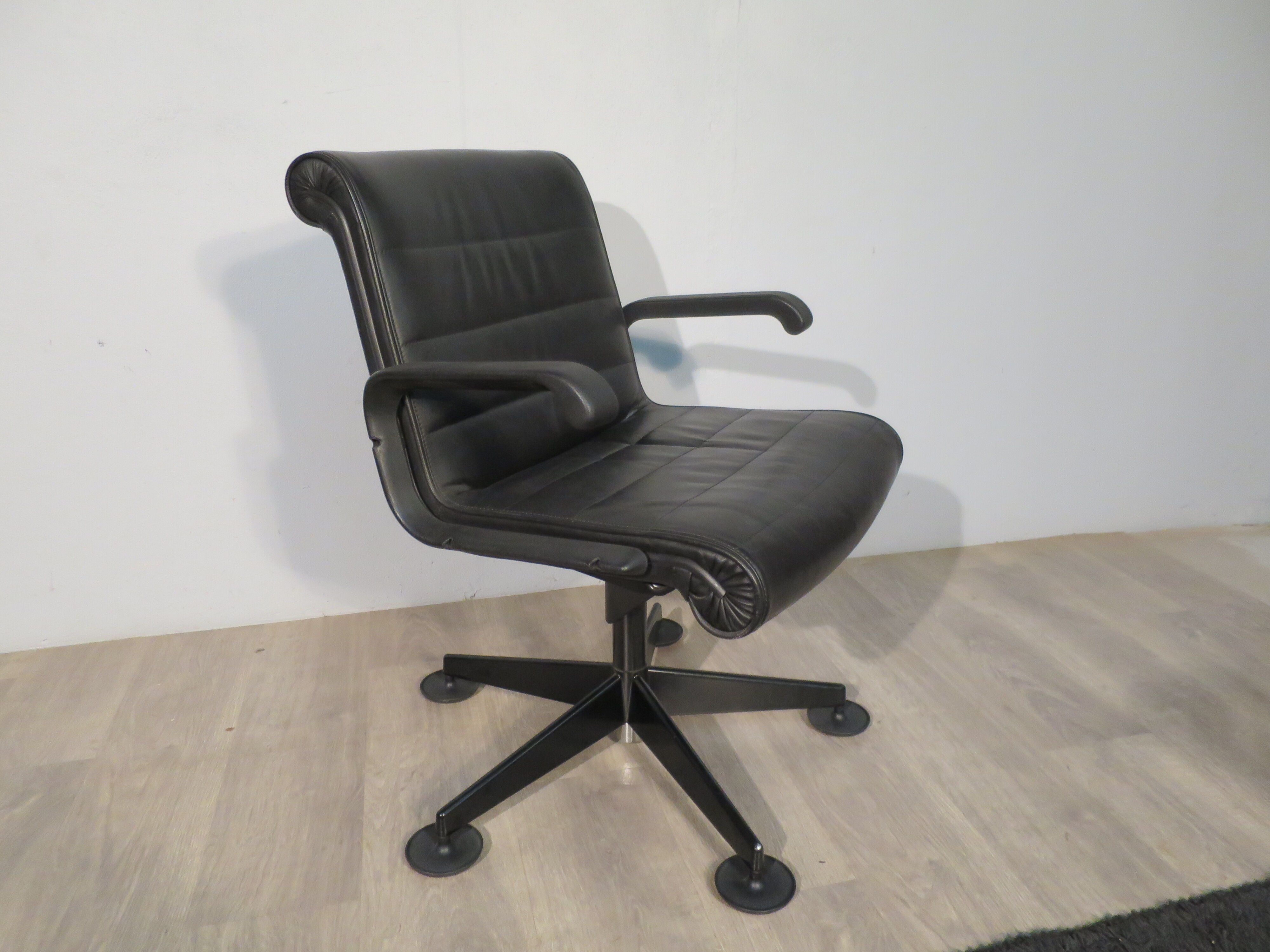 Richard Sapper armchair edited by Knoll