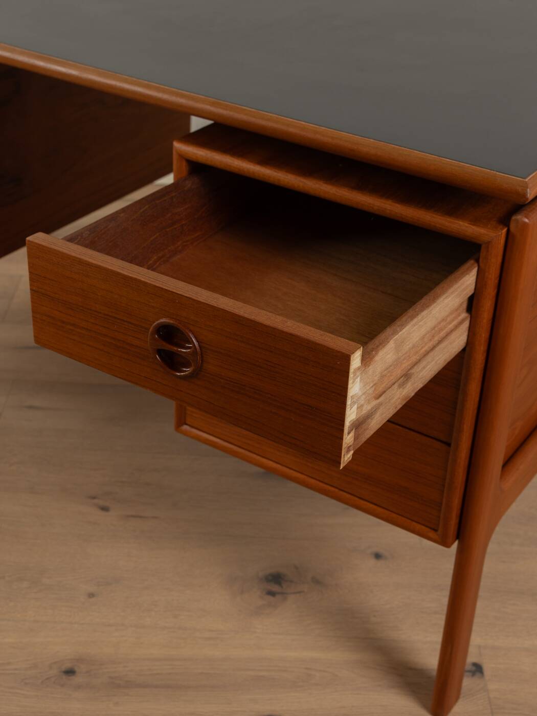 1960s desk, Arne Vodder