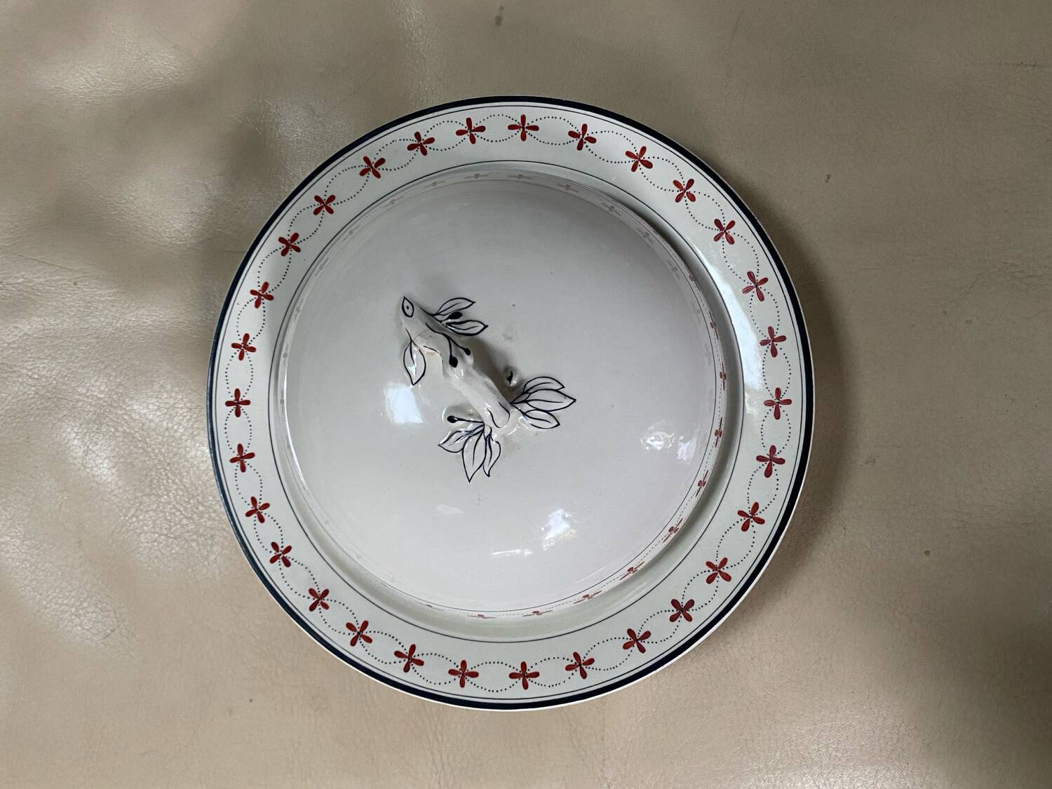 Antique Wedgwood cloche dish