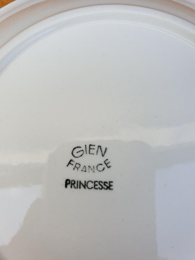 Lot 12 hollow plates Gien model Princess 1960