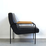 Pierre Guariche's Memphis armchair for Meurop