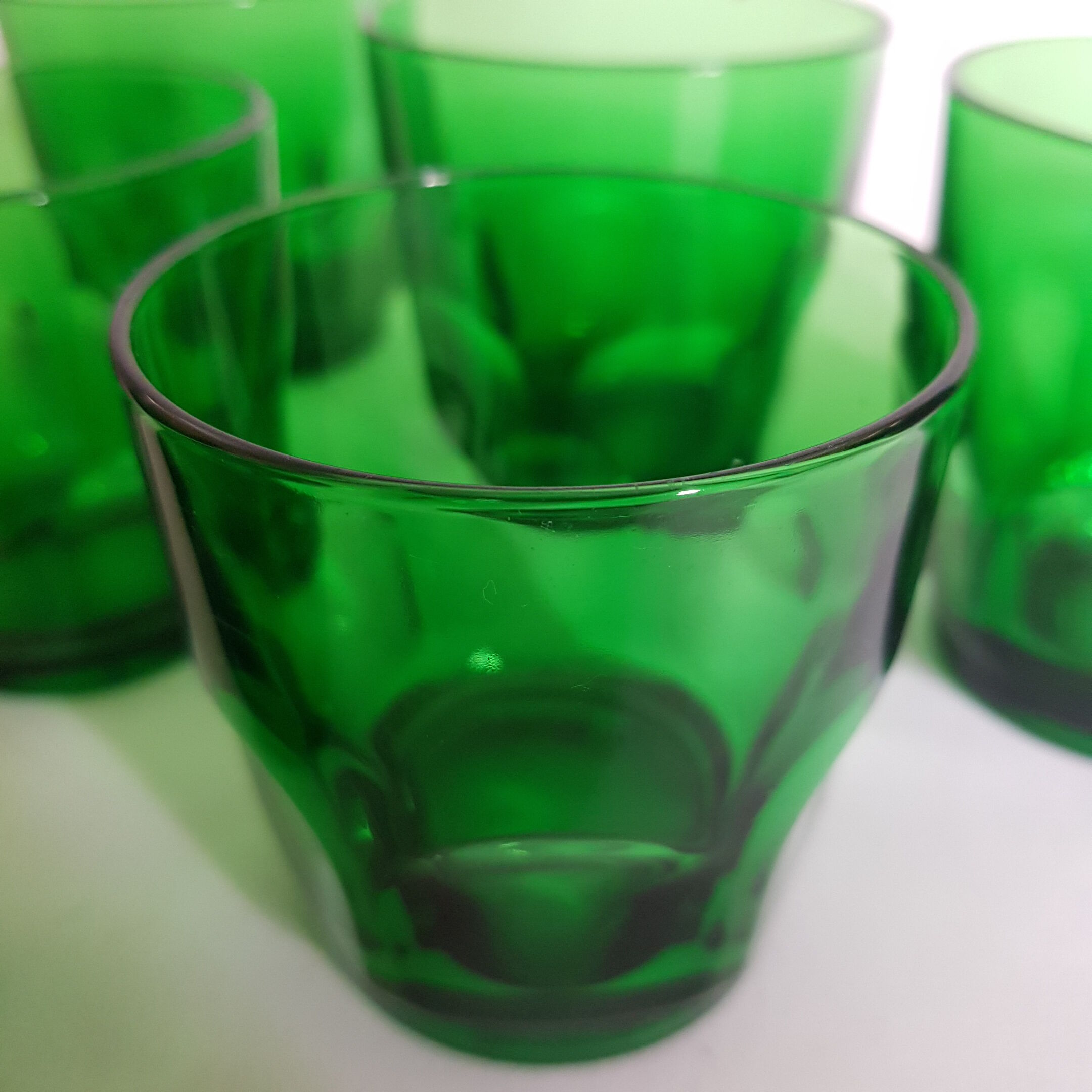 Lot of 6 vintage glasses (4-2) emerald green