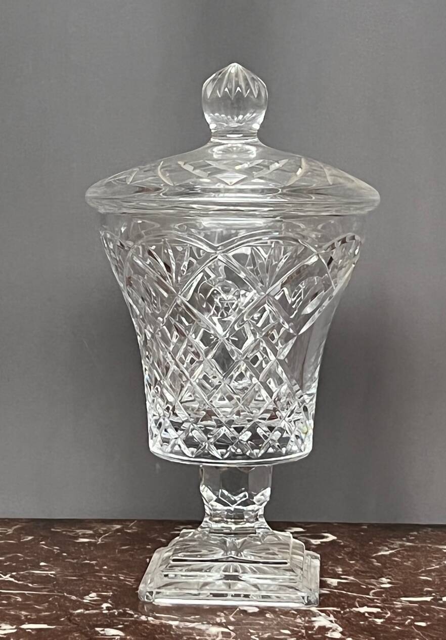 Solid crystal candy box. 24% lead.