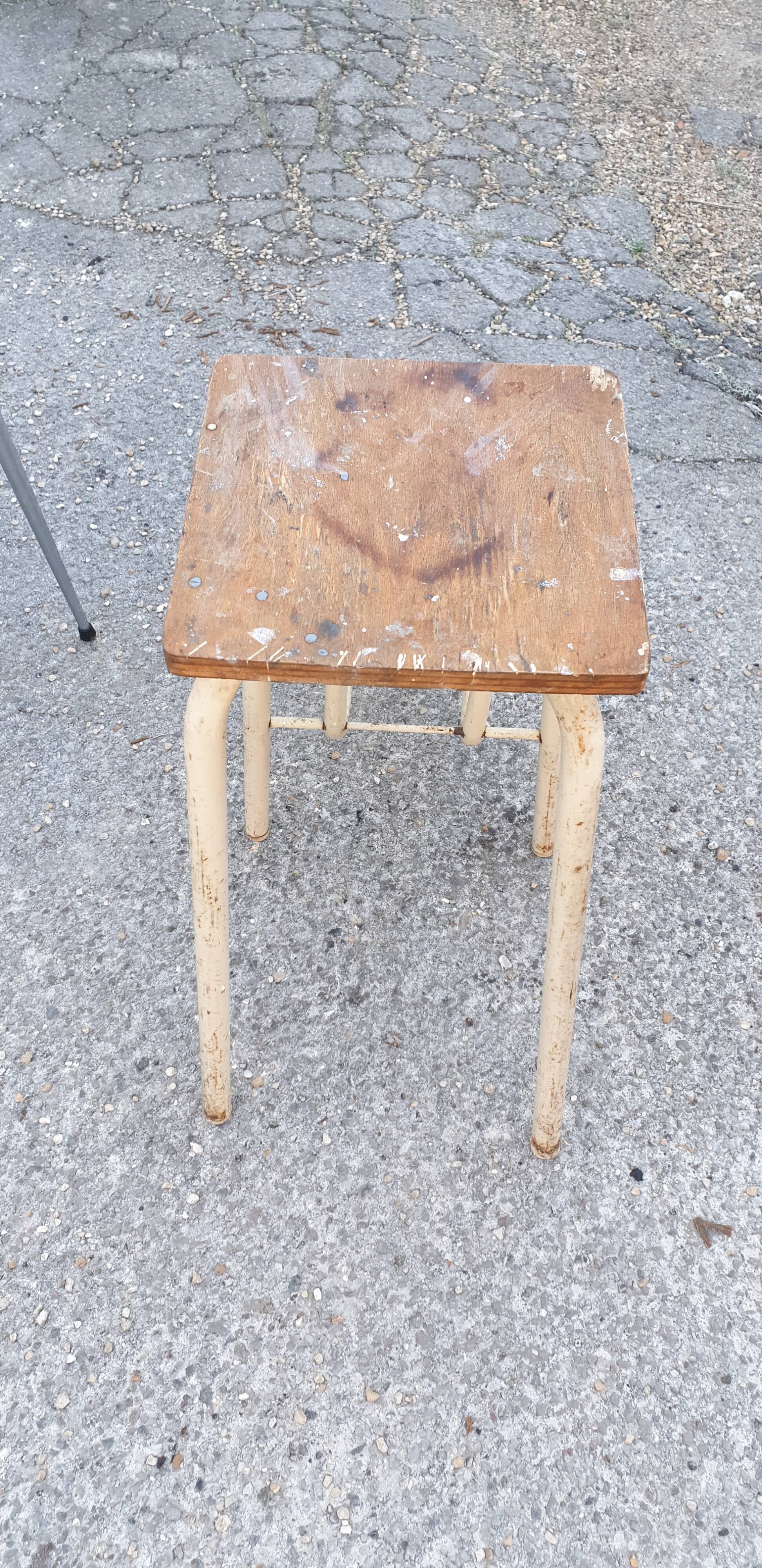 Stepladder stool