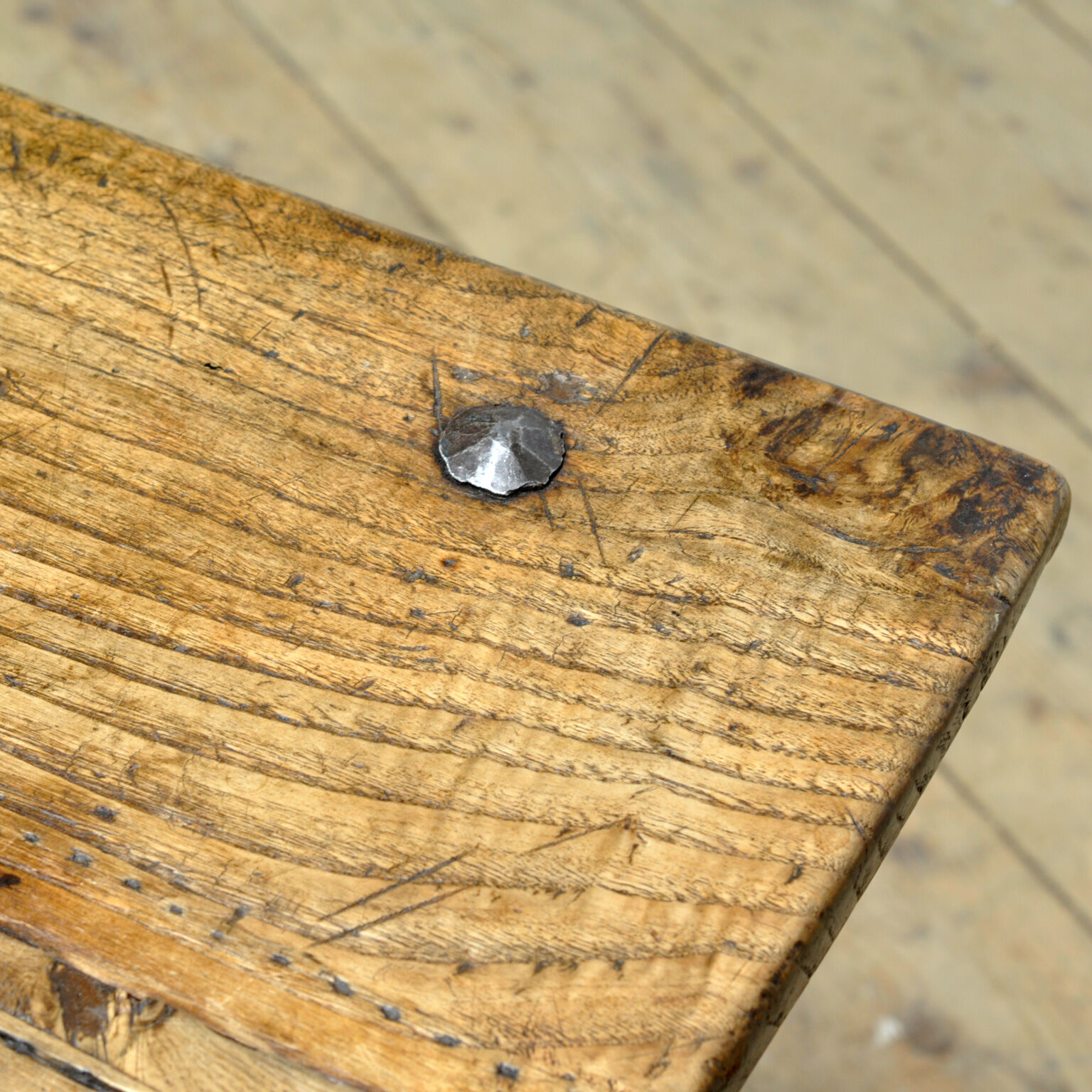 Oak coffee table, circa 1820
