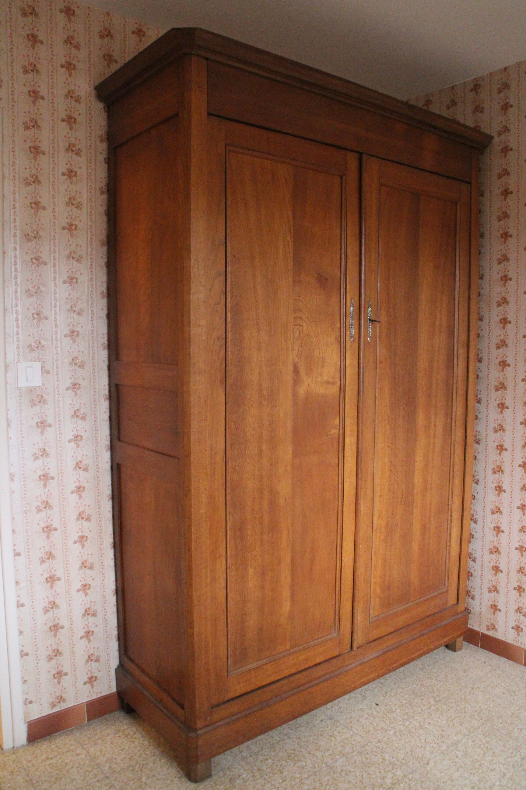 Louis Philippe oak wardrobe