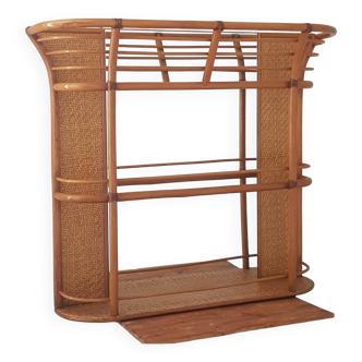 Cloakroom entrance shelf with rattan mirror