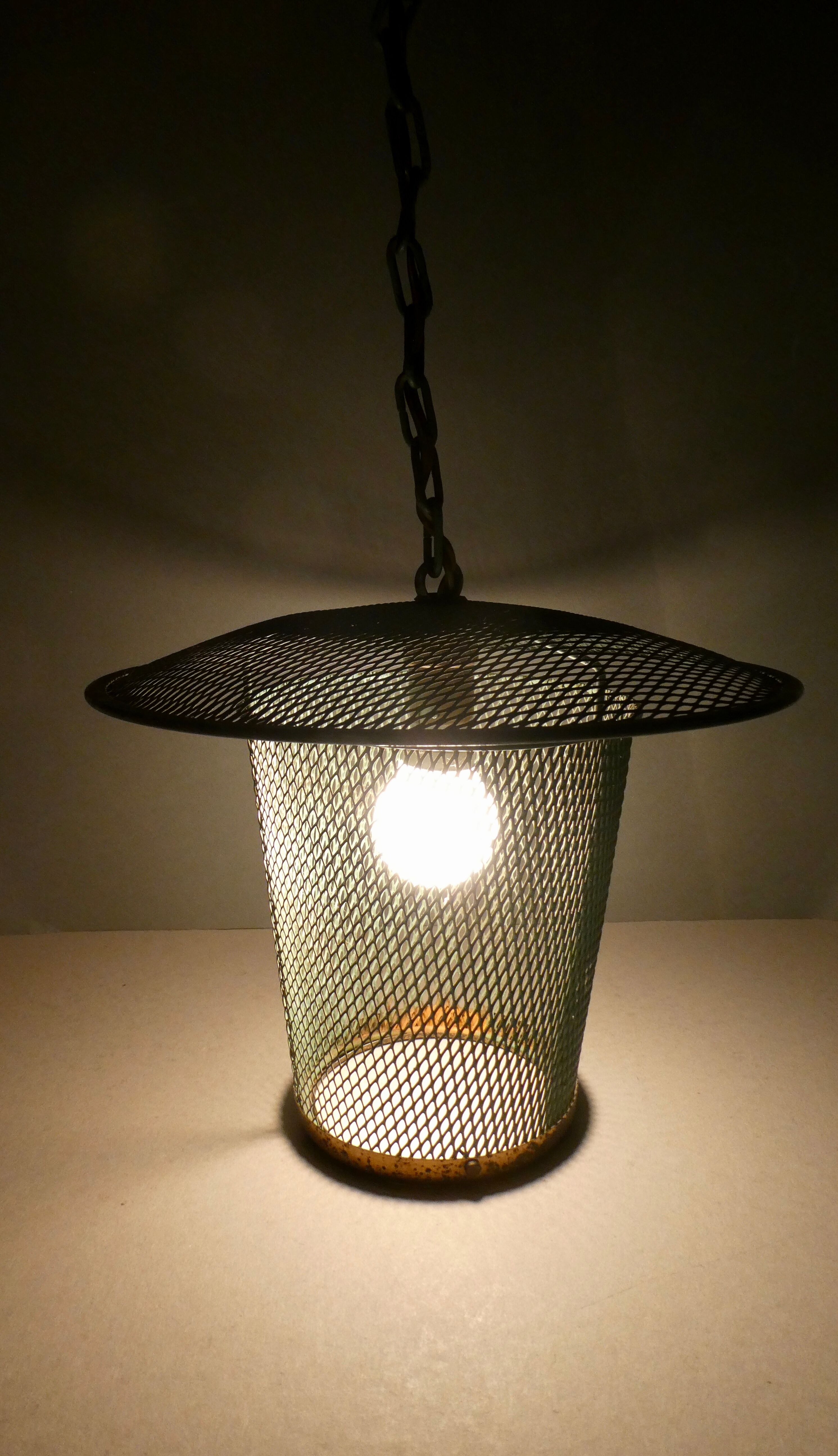 Green expanded metal suspension, 50s-60s