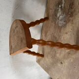 Tripod farm stool