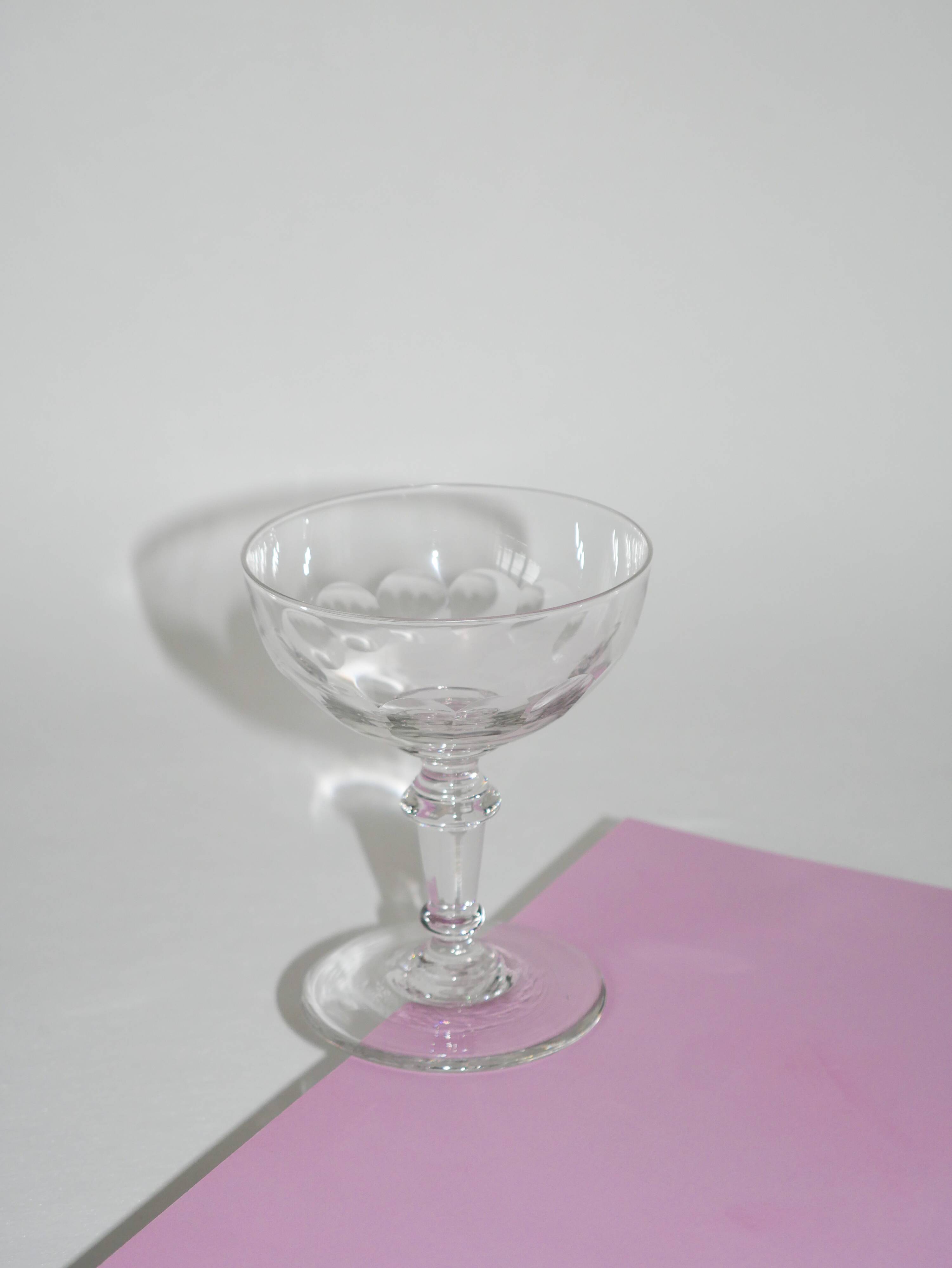 Set of 4 faceted crystal champagne glasses, 1930