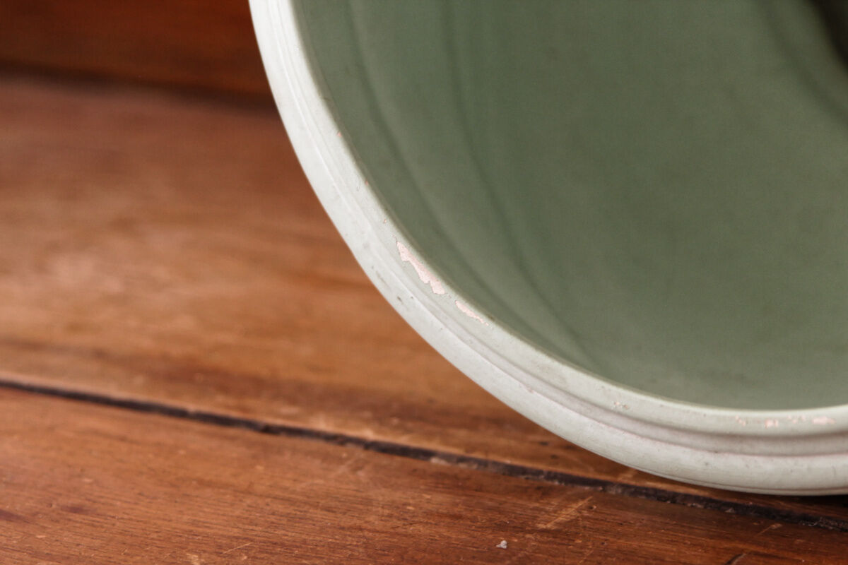 Art Deco ceramic pot cover