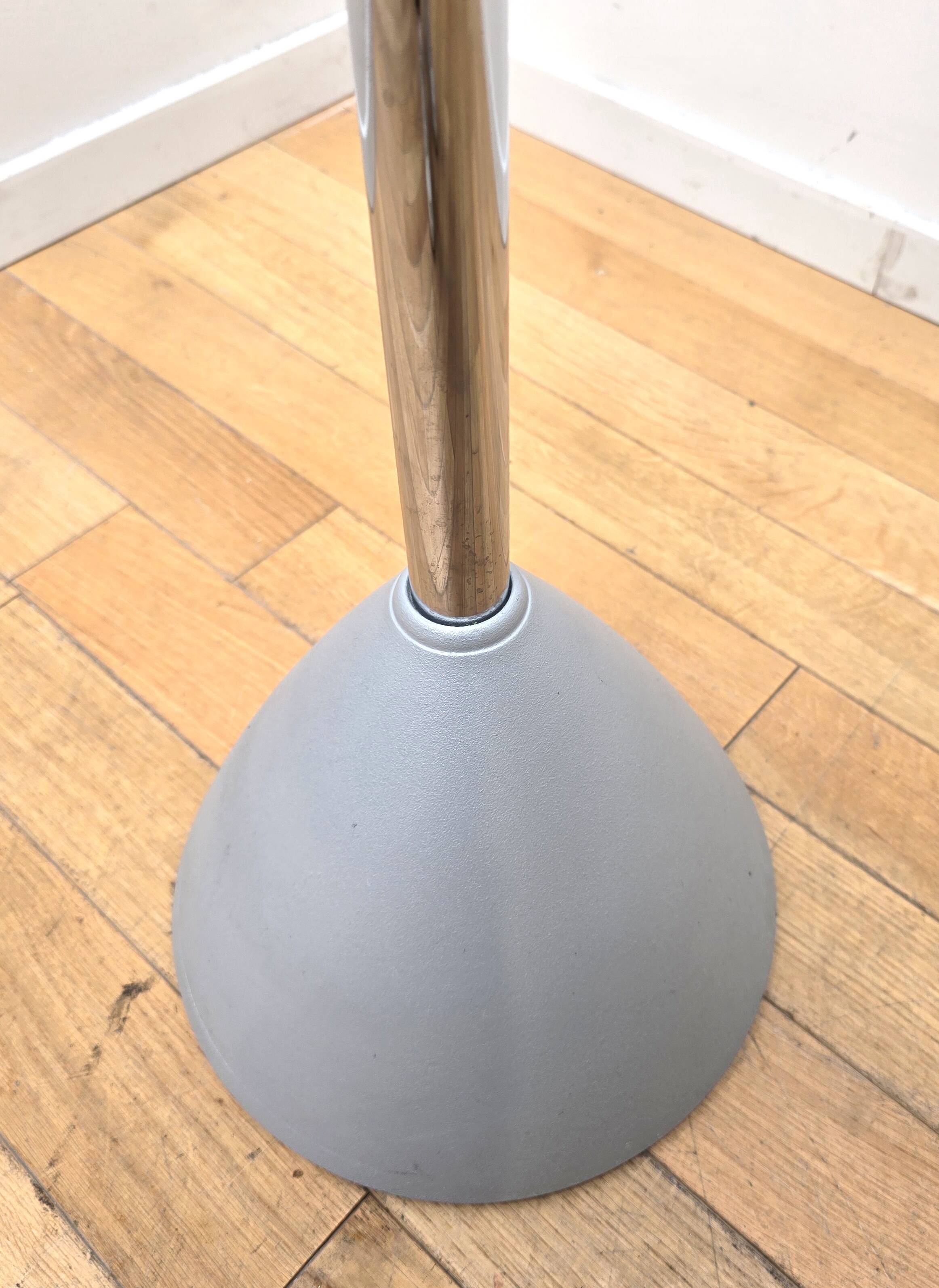 Portemanteau Tango, Cascando