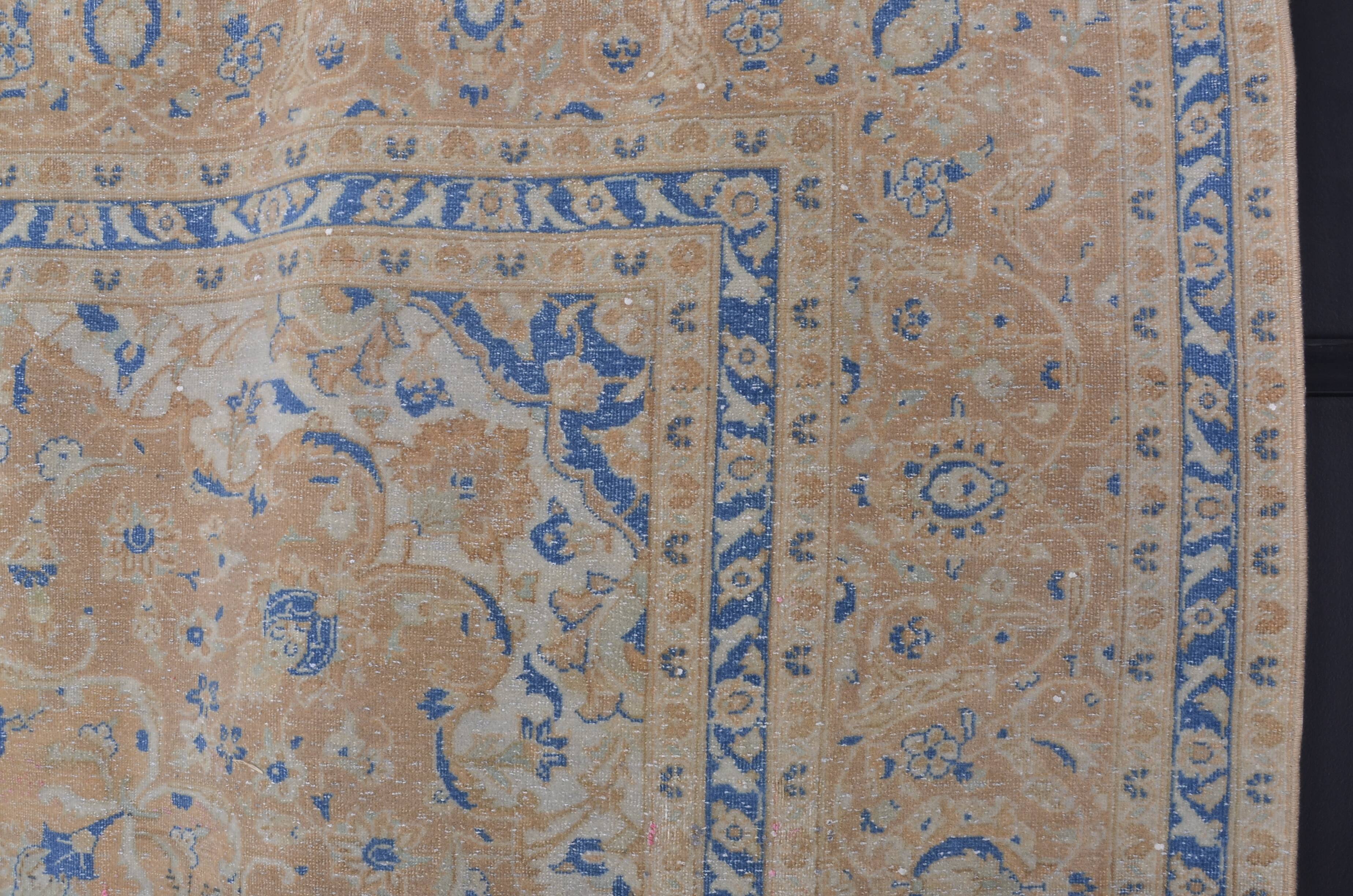 Perrian Vintage Vintage Wool Rug