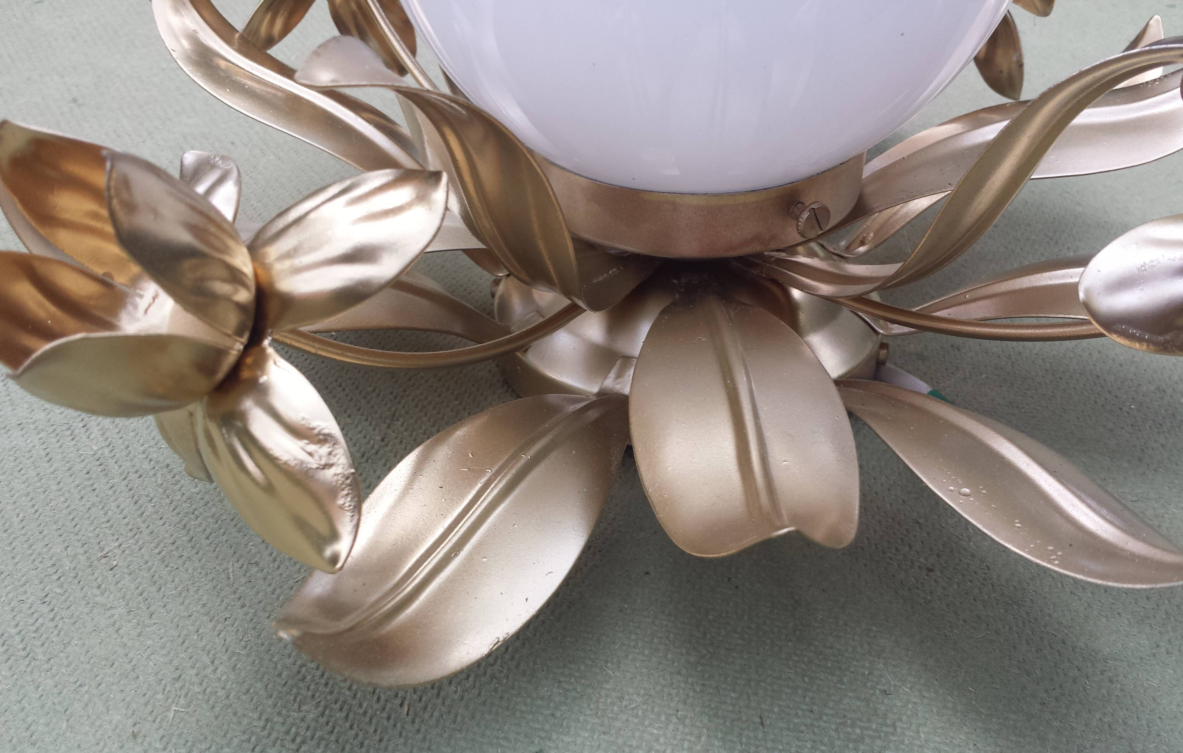 Golden Sun Flower Wall Ceiling Light