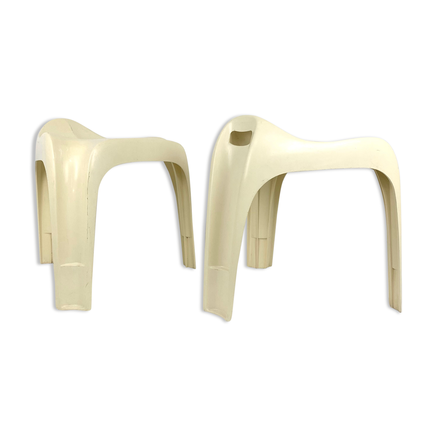 ALEXANDER BEGGE for CASALA - Tripod stool in white plastic.