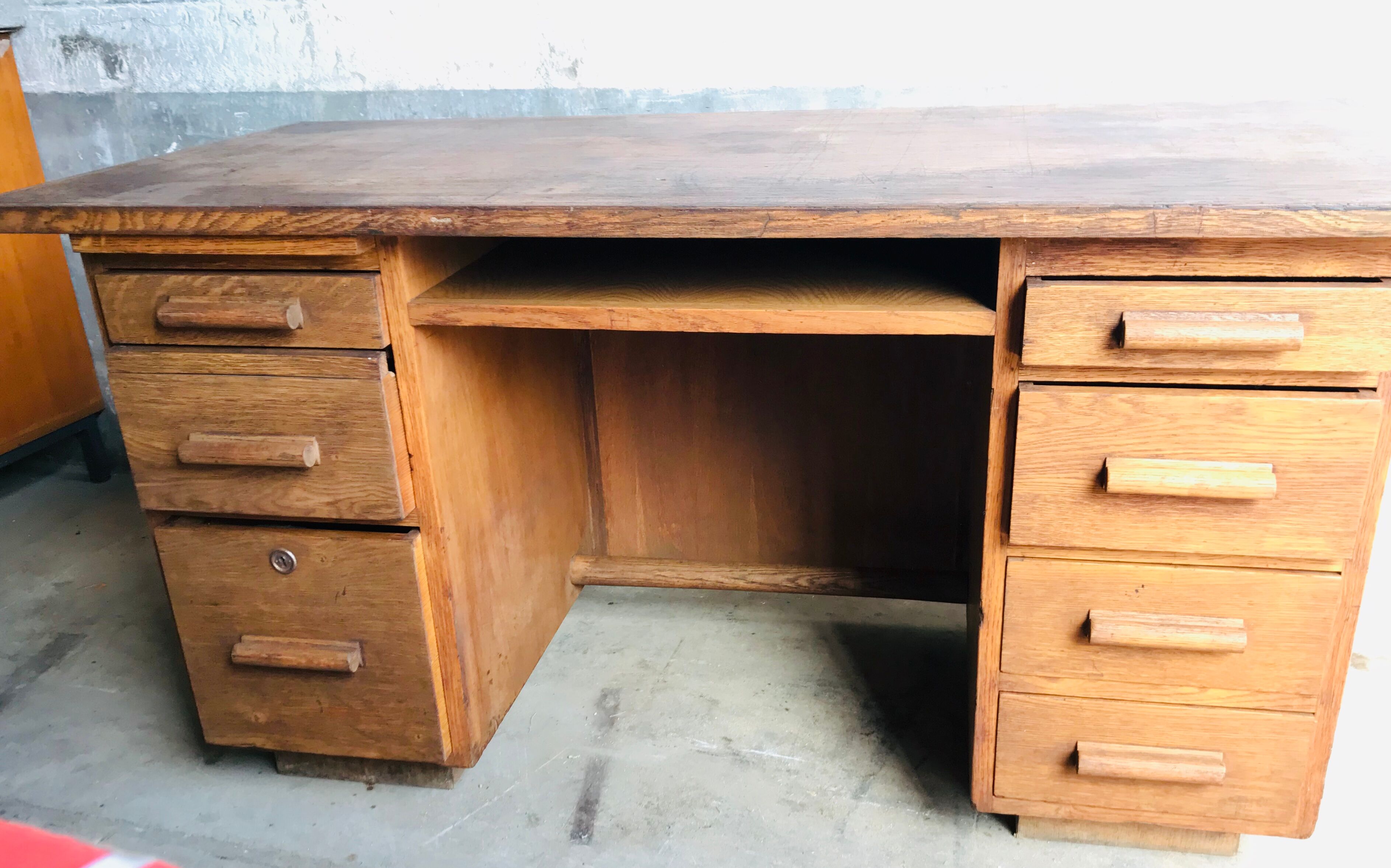 Oak box desk