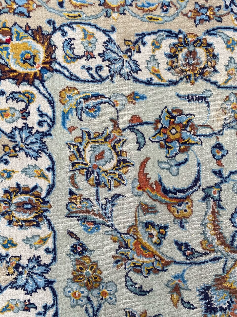 Beautiful large vintage Persian carpet of Kashan 230x330 cm