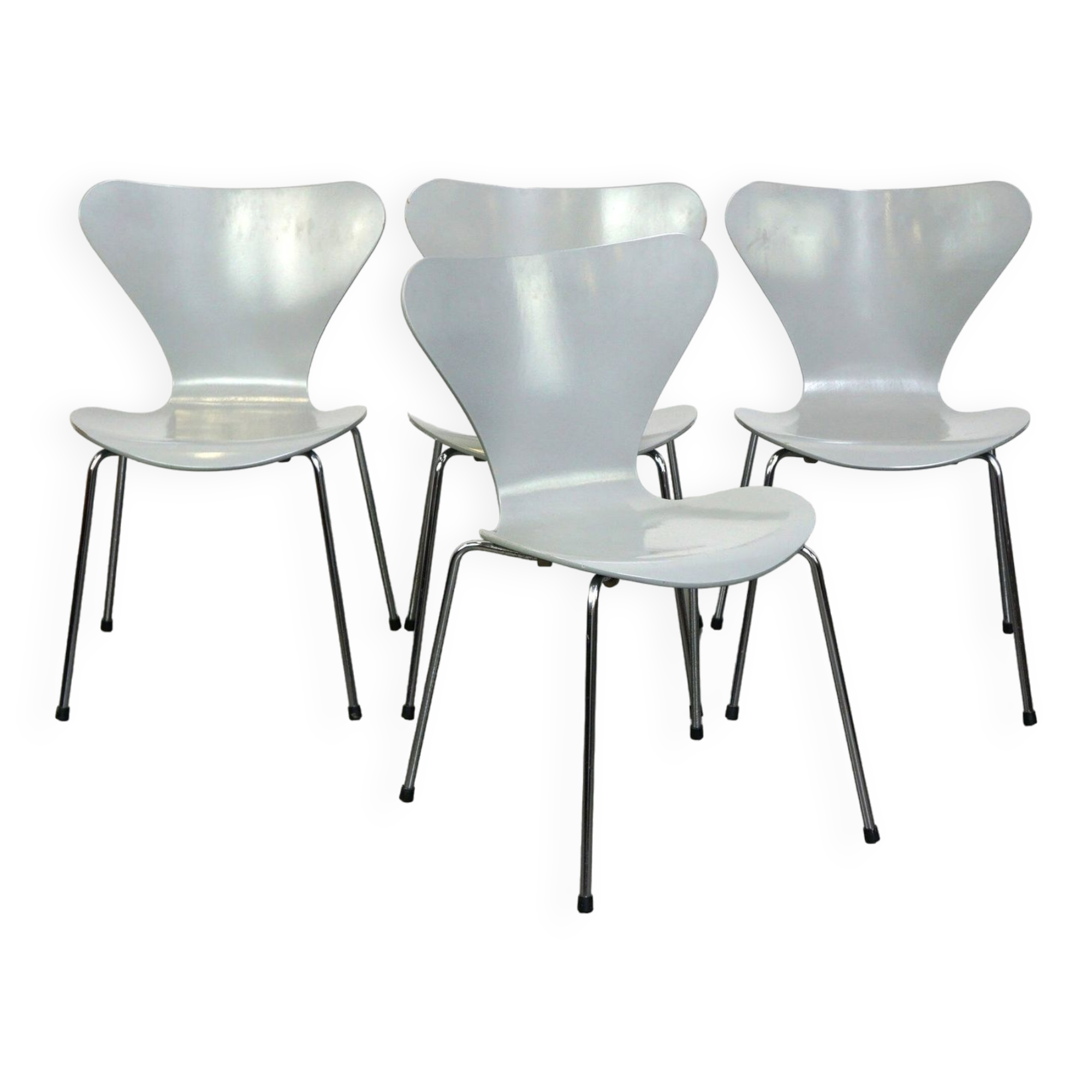 Set of 4 original grey Fritz Hansen butterfly chairs from 1984 Danish design