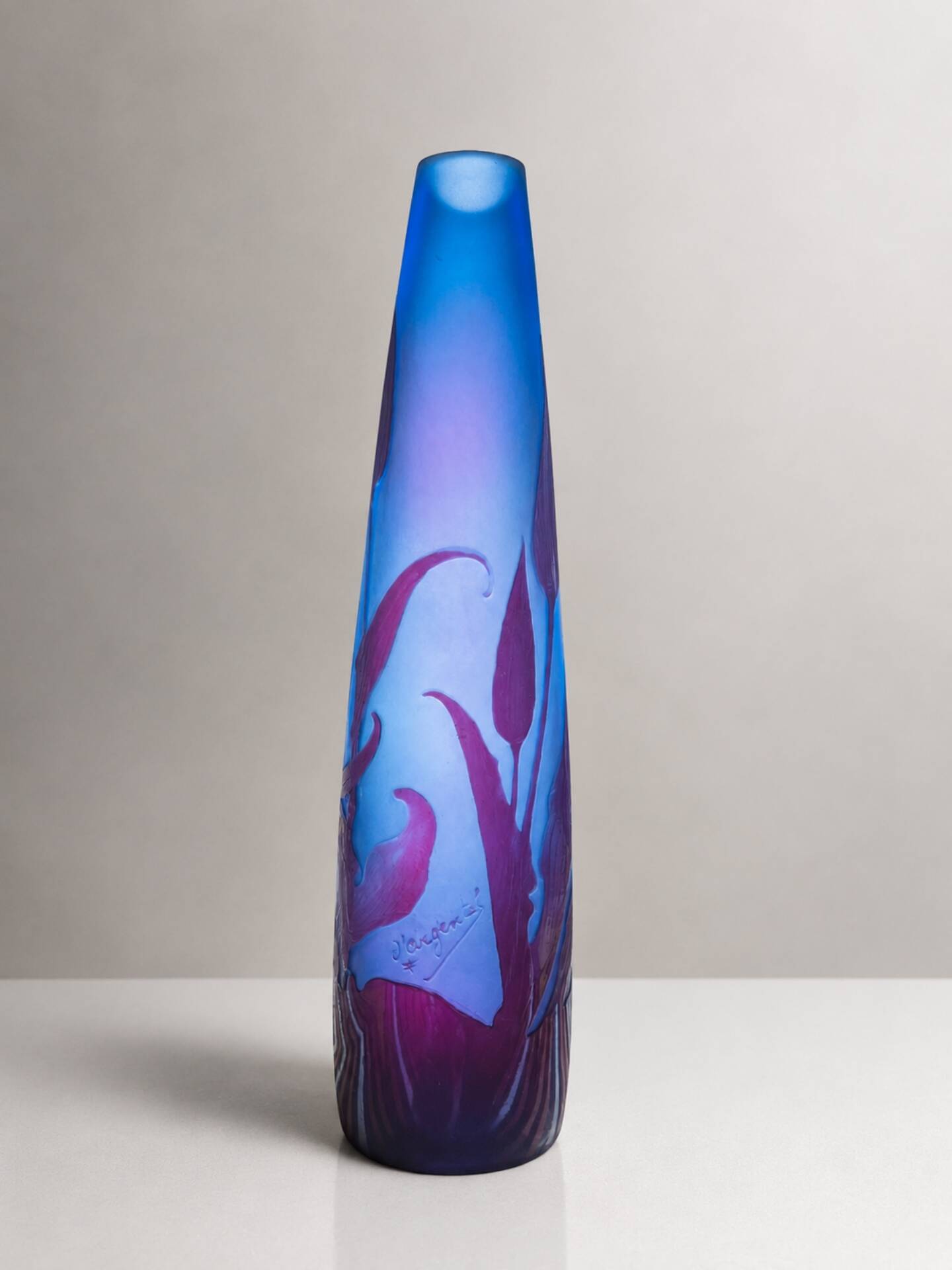 Argental soliflore vase (circa 1920).