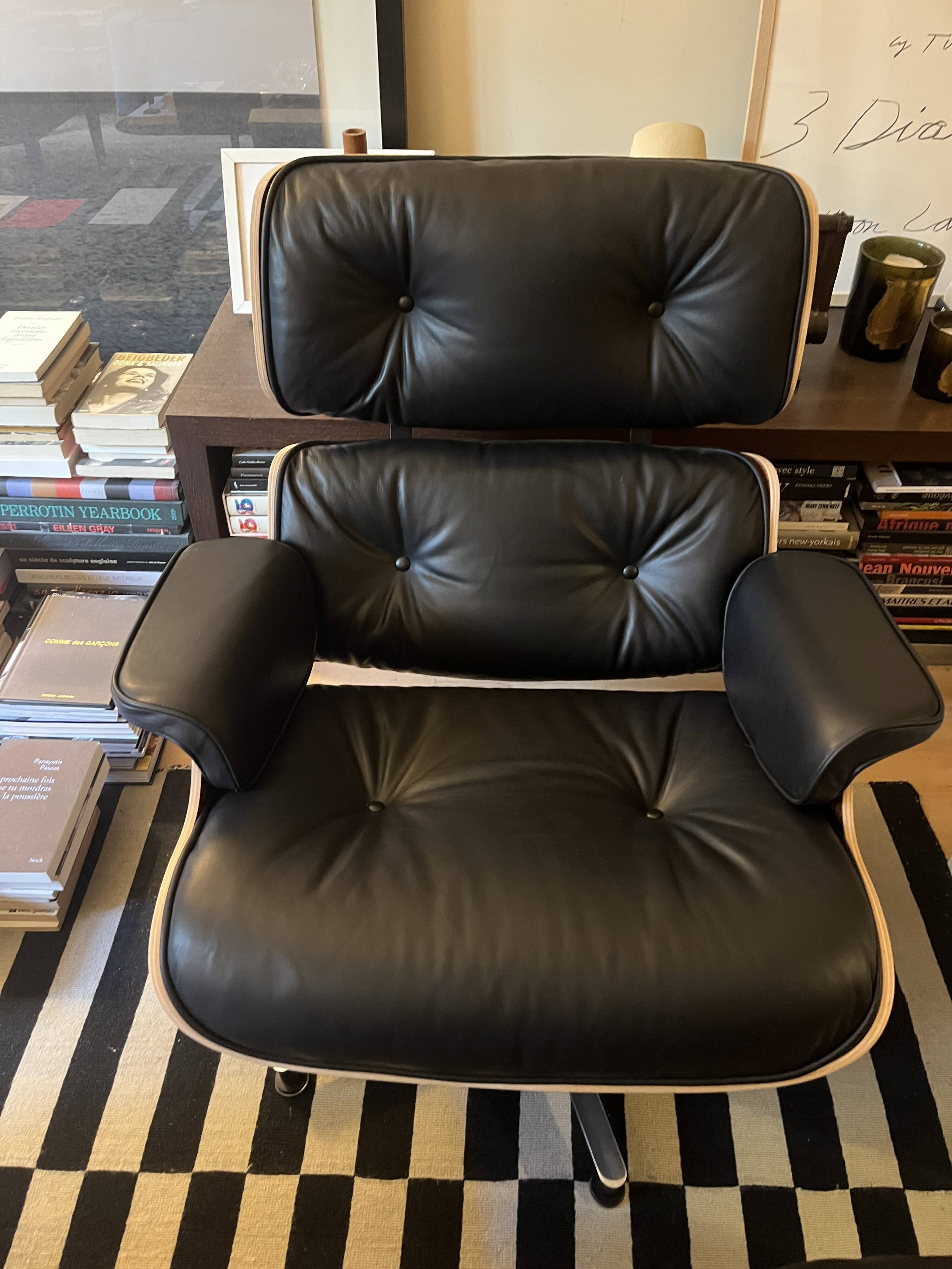 Charles Eames lounge chair