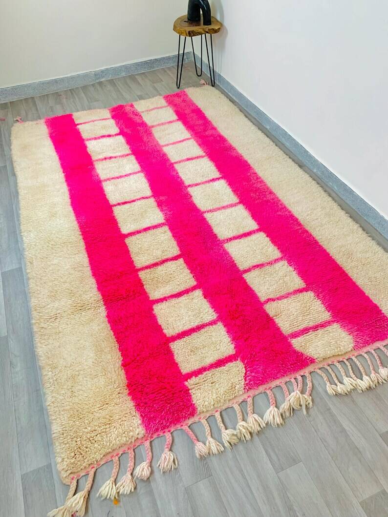 Handmade Moroccan rug 250cm x 150cm