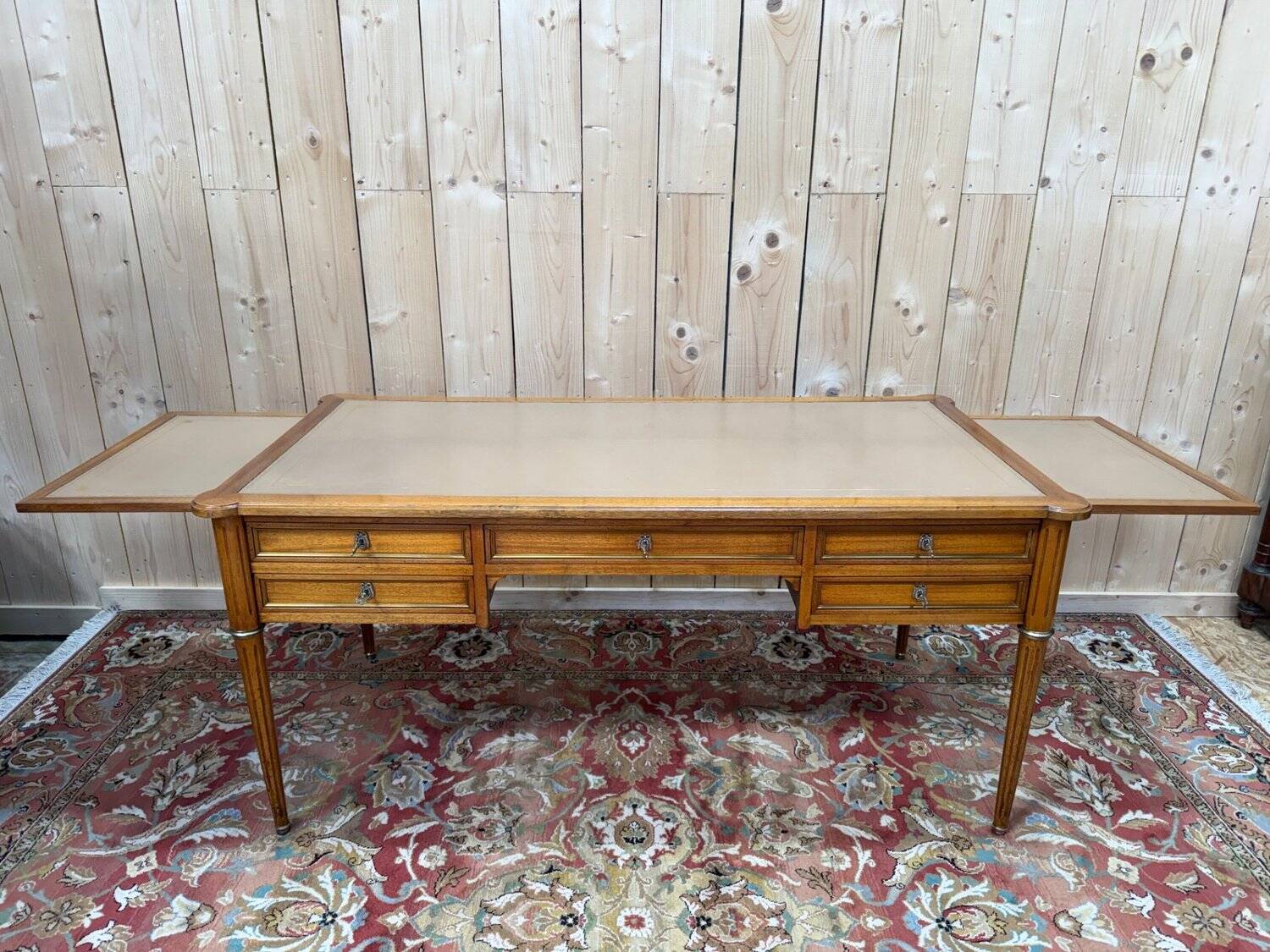 Flat desk with sliding shelves – Louis XVI style – Mahogany, leather and lace