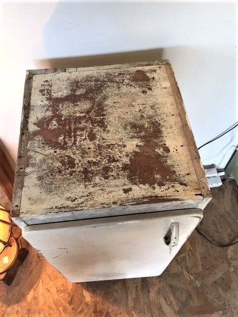 Furniture confectioner-style