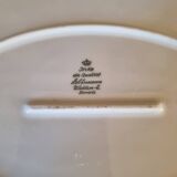 Plat en porcelaine