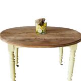 Round folding wooden table