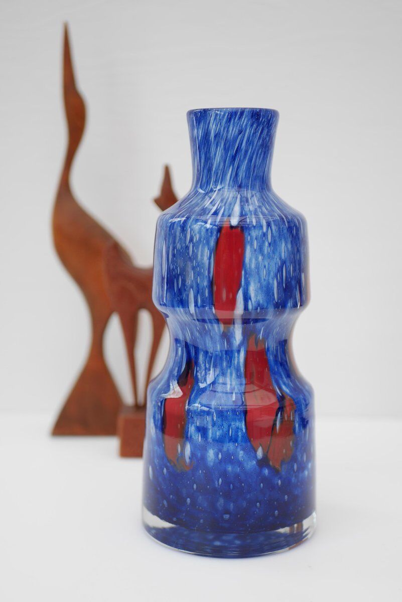 Blue glass art vase from Prachen Glass Works