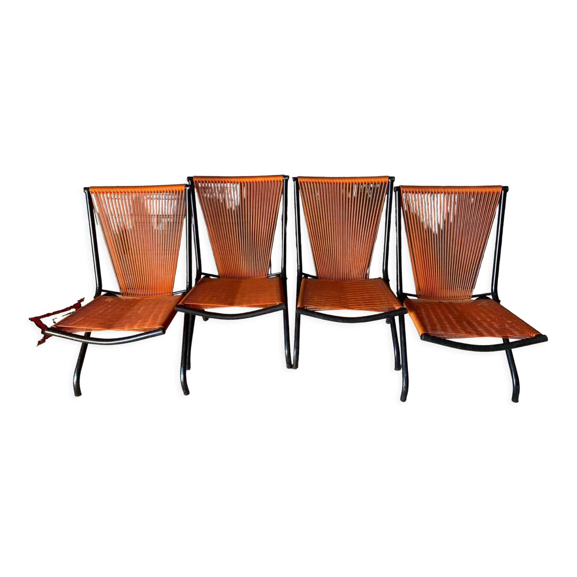 Suite of 4 folding armchairs scoubidou red and tubular black 1960