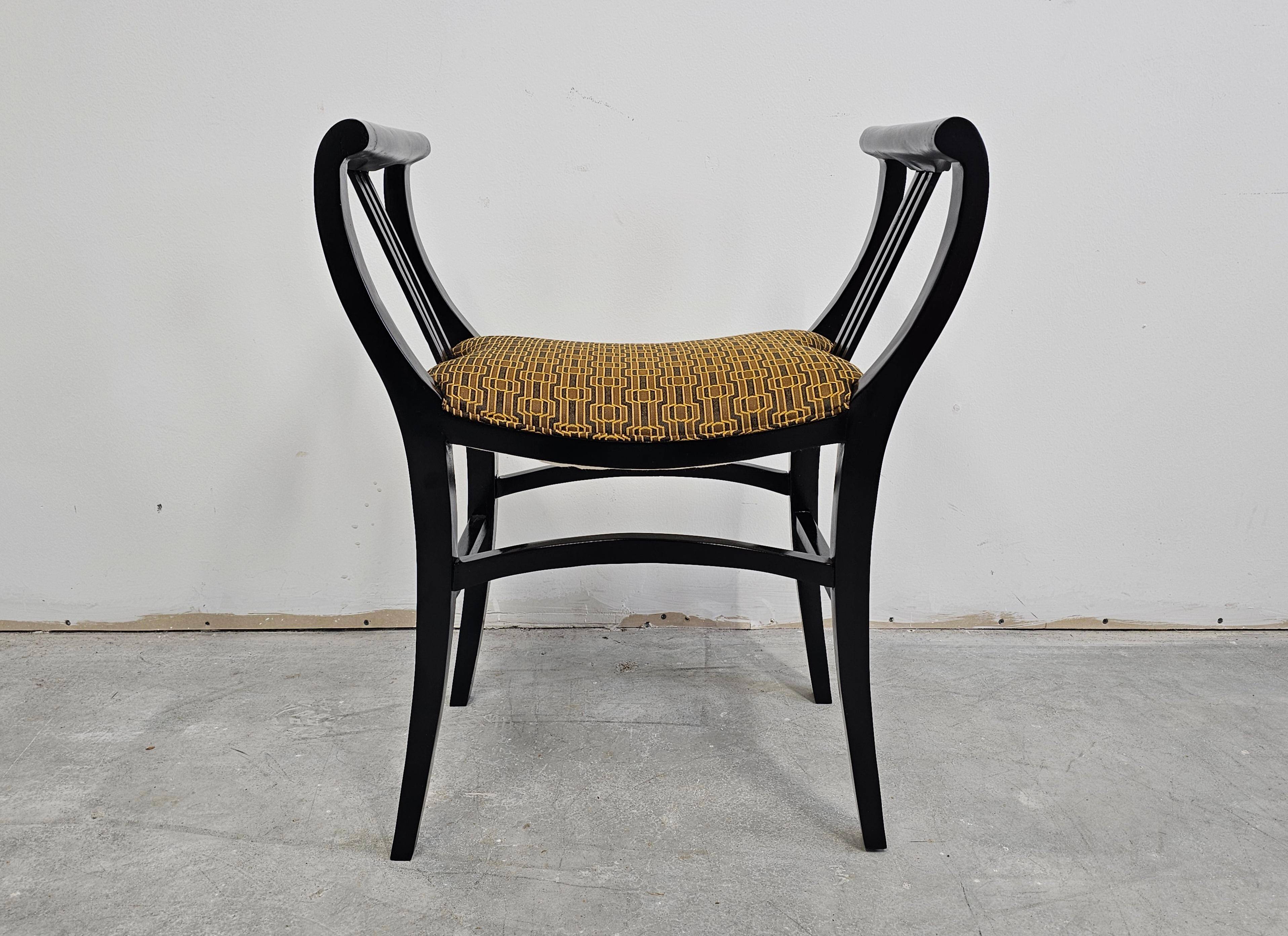 Pair of Gondola stools from the Secession movement in black lacquer, 1910s.