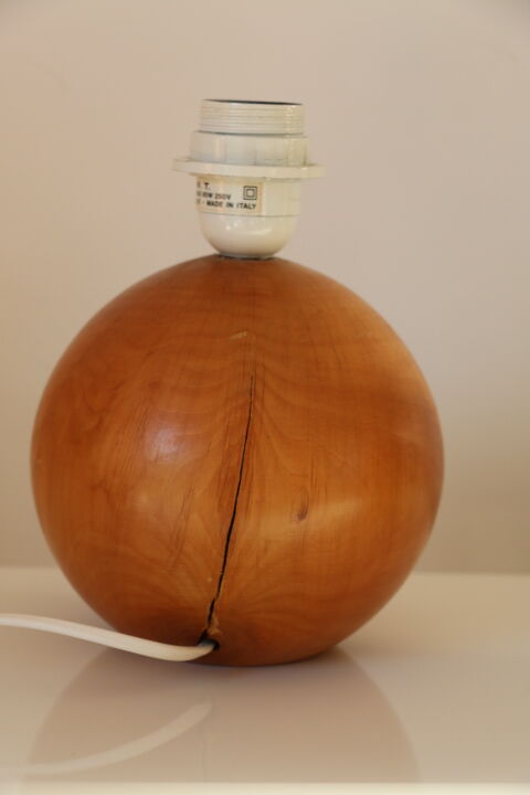 2 feet imt italy wood lamp (ball)