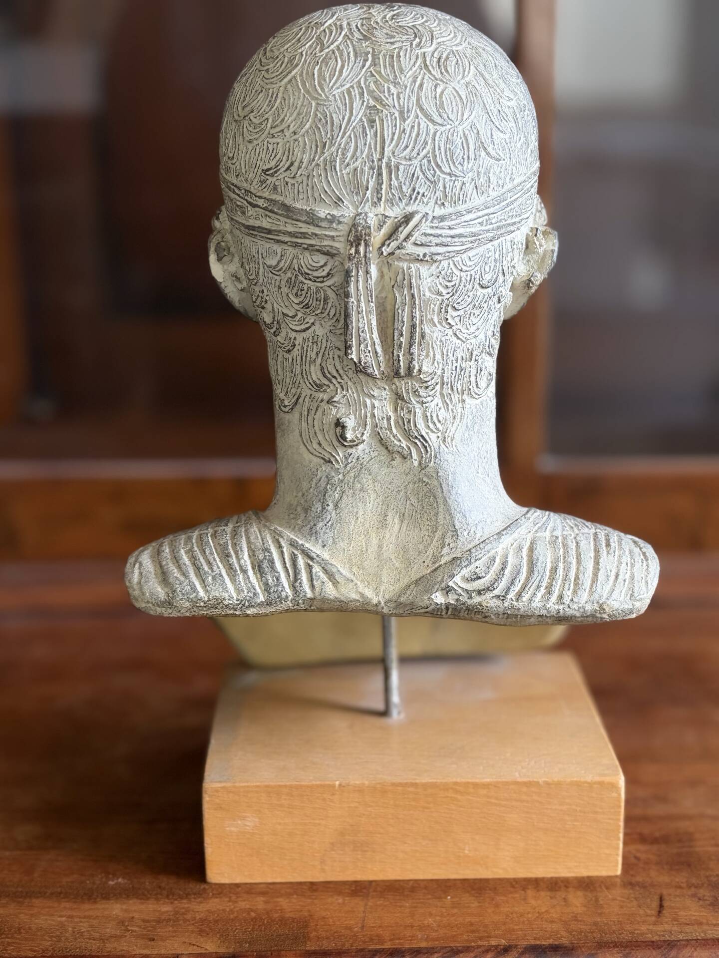 Replica statue of the Charioteer of Delphi.