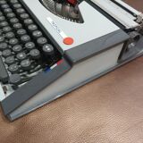 Olivetti Tropical typewriter - 1984