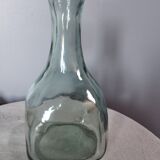 Duo of bottles/carafes, vintage