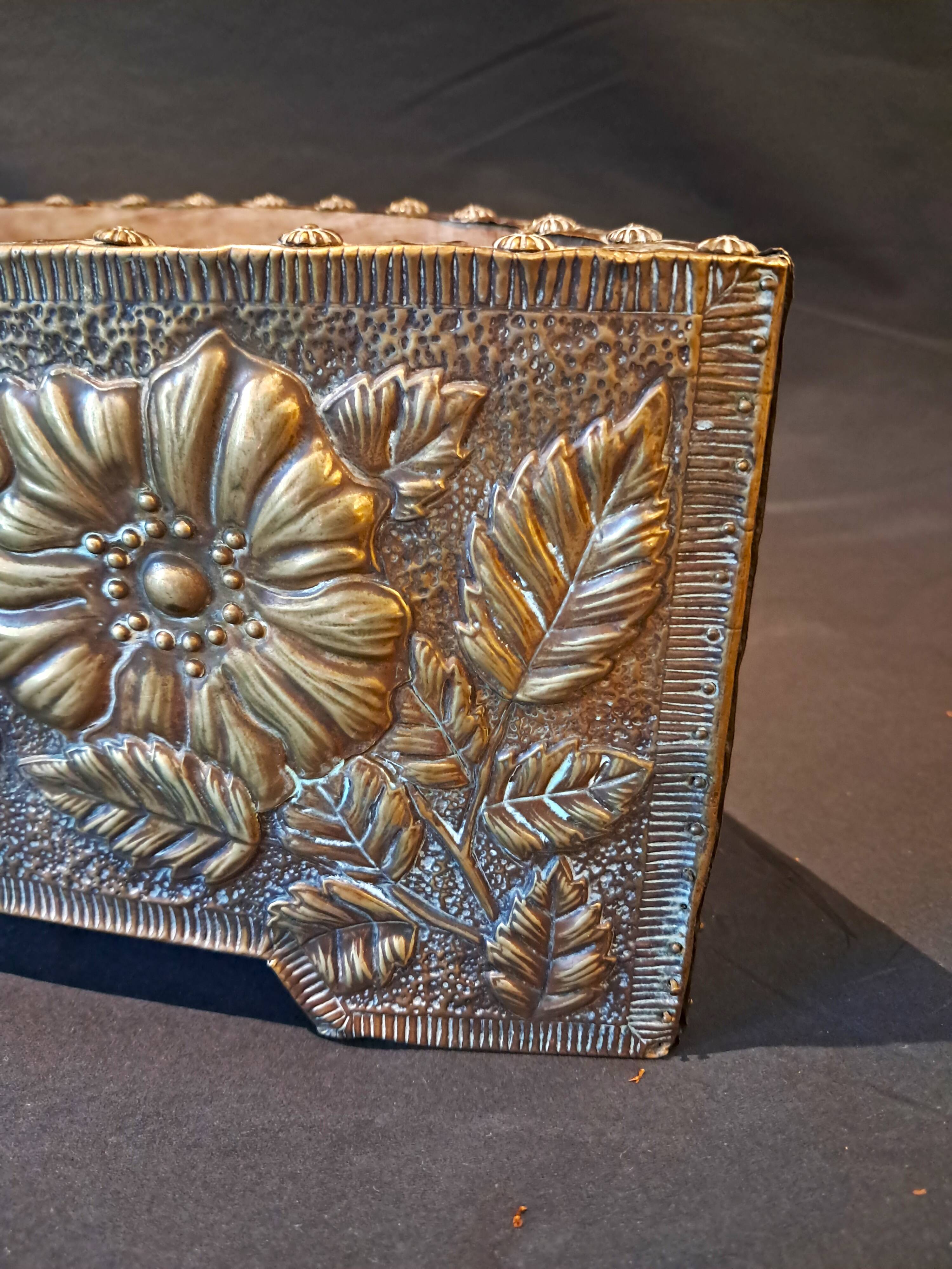 Art Nouveau Cachepot Planter in Marquise Shape with Floral Decoration in Lai