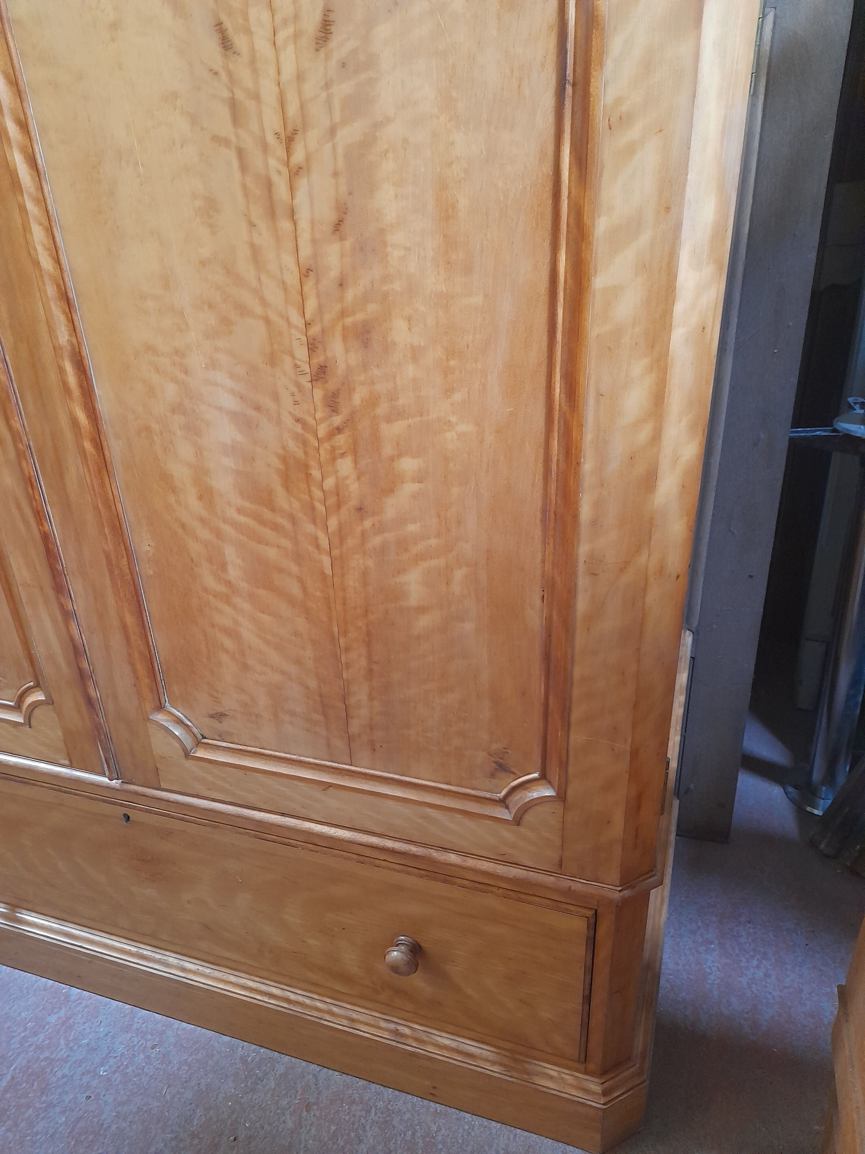 Armoire